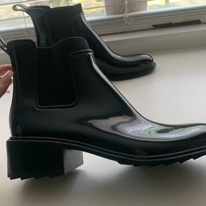 2” heeled black boots